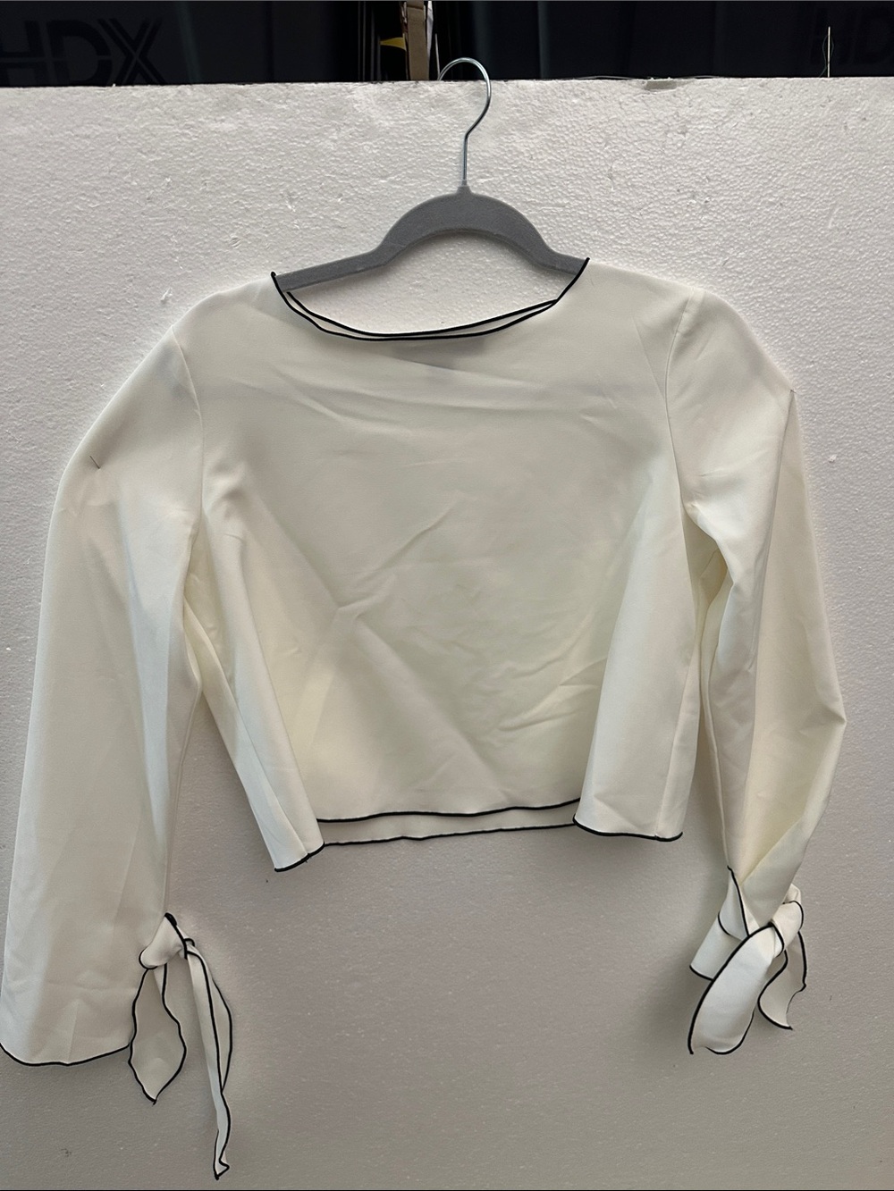 Forever 21 Ivory Long-Sleeve Cropped Blouse with Black Trim